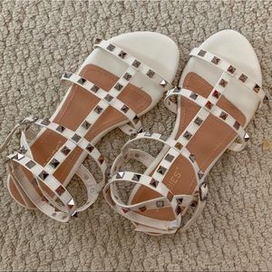 Rock stud cream sandals - Size 6